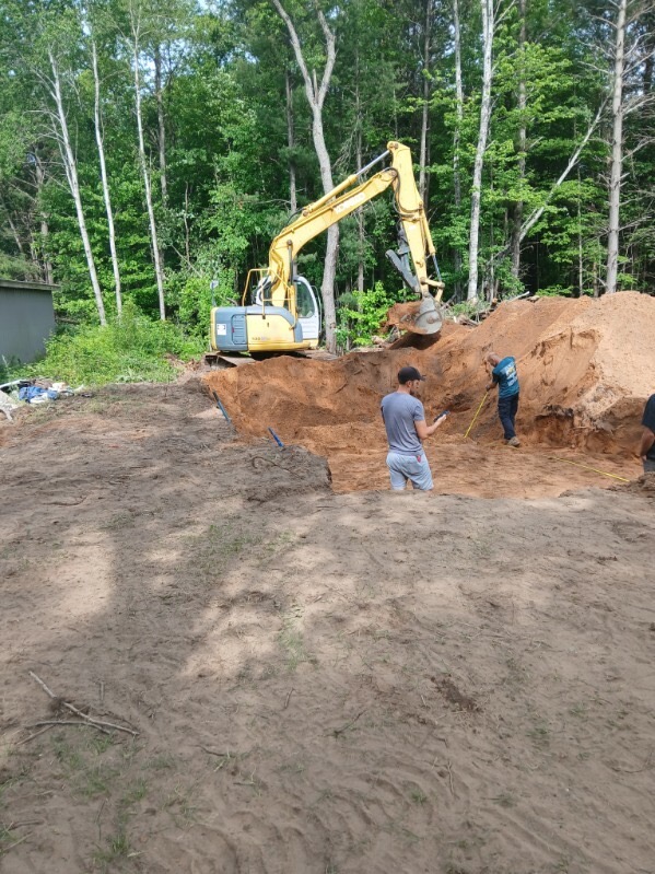 DEUCES Landscaping & Excavation jobsite photo 5 in Cadillac, MI and Northern Michigan.