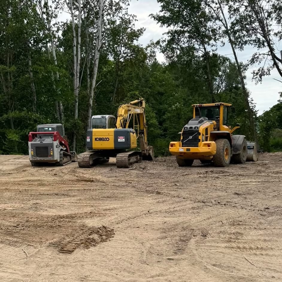 DEUCES excavation jobsite photo 8 in Cadillac, MI and Northern Michigan.